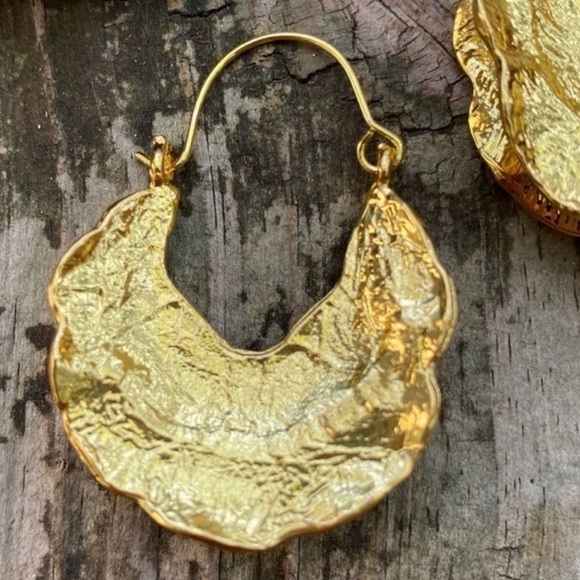 Zara Gold Crescent Hoop Earrings - Picture 6 of 11